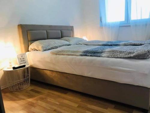 Apartment La Eva Pag - One Bedroom Apartment with Balcony and Sea view