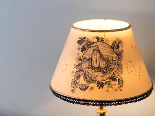 Apartment Taura - Studio Apartment with Balcony and Old City View