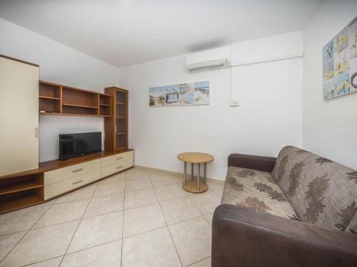 Villa Dvori Vi kovi-Seven Bedroom Villa with Swimming Pool