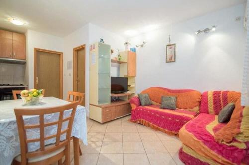 Apartments Longo - One Bedroom Apartment with Terrace, A2 - ST