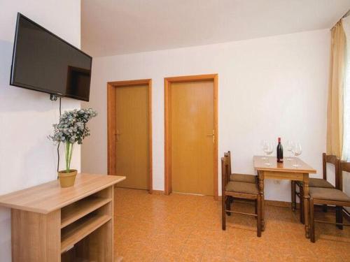 Apartments iovo - Basic Two Bedroom Apartment A3