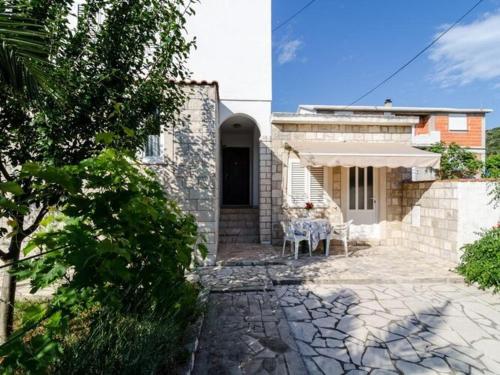 Studio apartment with terrace in Drace