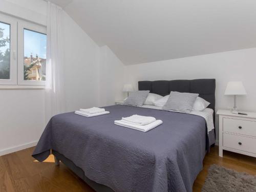 Apartment Gloria - One Bedroom Apartment with Terrace
