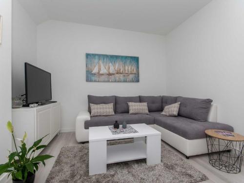 Apartment Gloria - One Bedroom Apartment with Terrace
