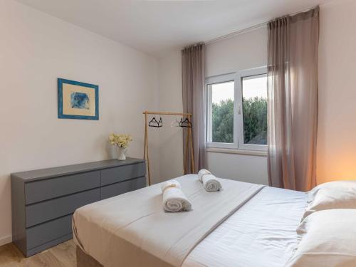 Apartments aMare - Three Bedroom Apartment with Balcony and Sea View