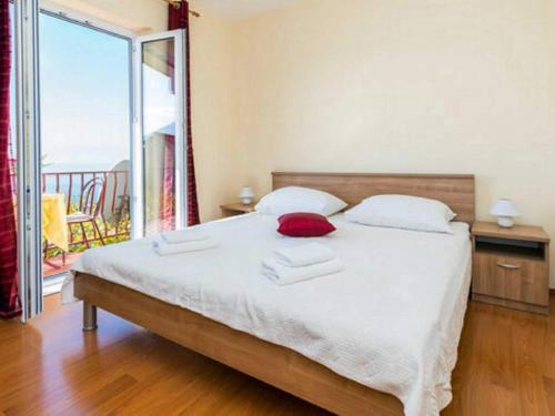 Guest House Fontana - One Bedroom Apartment with Balcony and Sea View
