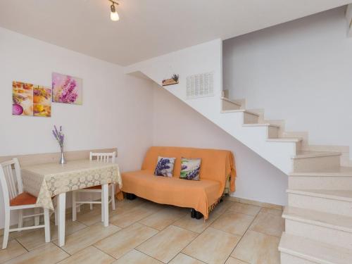 Apartments Lovro - Duplex One Bedroom Apartment with Terrace and Partial Sea View 1