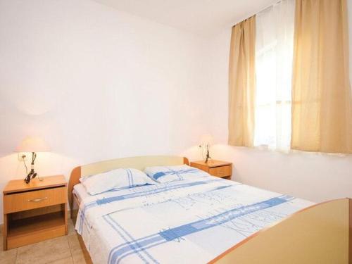 Apartments iovo - Comfort One Bedroom Apartment with Terrace A2