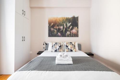 Selany's Chic Apartment in the Heart of Athens