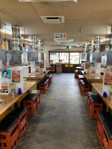 ホテル スミヨシホルモンにあるレストランまたは飲食店