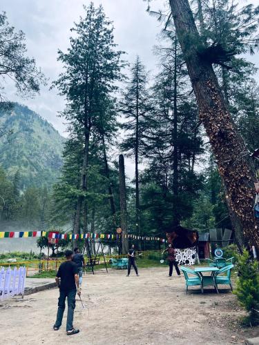 Φωτογραφία από το άλμπουμ του Himtrek Riverside Camps, Kasol σε Kasol