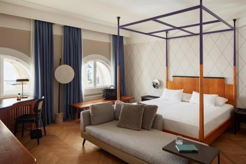 Postel nebo postele na pokoji v ubytování Falkensteiner Spa Resort Marianske Lazne
