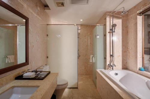 Koupelna v ubytování Canvas Sapa Legend Hotel