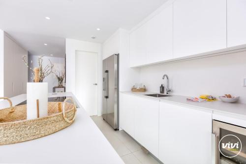 Køkken eller tekøkken på ViVi Homes - Terra Higueron Luxury, Terrace & Pool