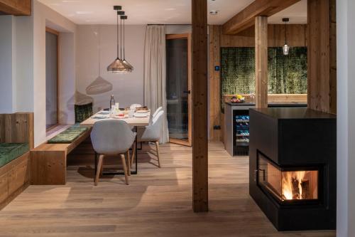 Kuchyň nebo kuchyňský kout v ubytování Luxus AlmChalets Schladming-Dachstein