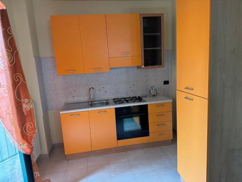 Η κουζίνα ή μικρή κουζίνα στο Al 33 Apartment