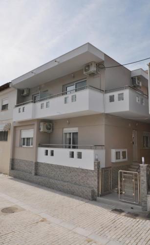 Bangunan di mana terletaknya apartmen