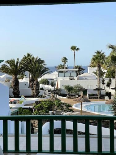 Precioso rincón entre el mar y los volcanes