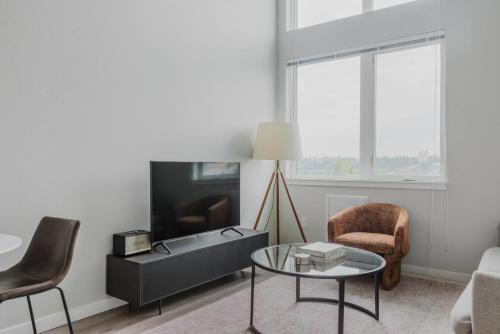 Gallery image of Blueground Tacoma gym elevator lounge wd SEA-773 in Seattle