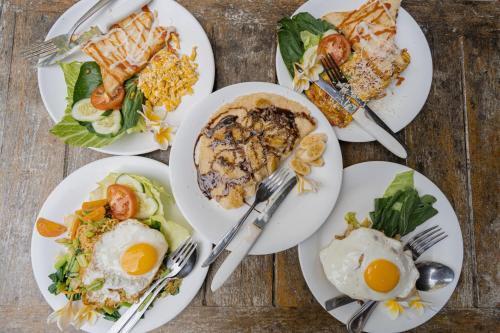 Mad på pensionatet eller i nærheden