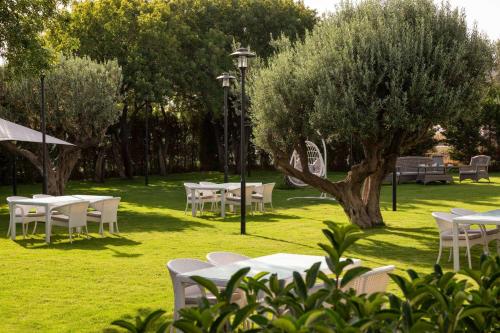 Giardino di FT Lotus Thermal Hotel&SPA Trademark Collection by Wyndham