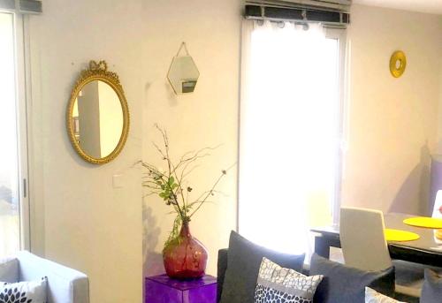 Posezení v ubytování Séjour Perpignan avec piscine - Petit-déjeuner à la demande - 20 minutes de l'Espagne - Le Palace climatisé