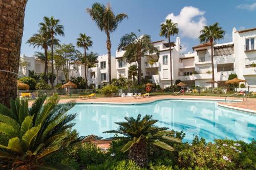 Avalon Apt Costalita Close To The Beach And Golf