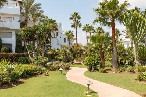 Avalon Apt Costalita Close To The Beach And Golf