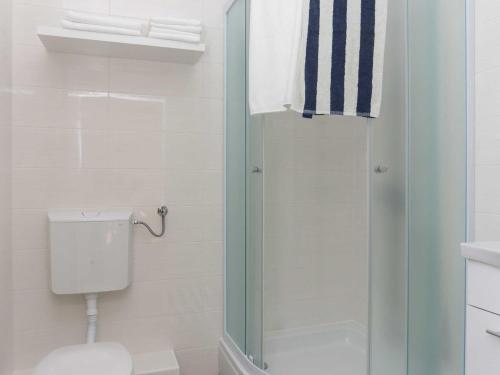 Apartments Villa Karmen - One-Bedroom Apartment with Terrace Olive