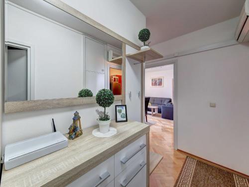 Blue Harmony Sea View Apartment - Two Bedroom Apartment with Balcony and Sea View