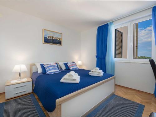 Blue Harmony Sea View Apartment - Two Bedroom Apartment with Balcony and Sea View