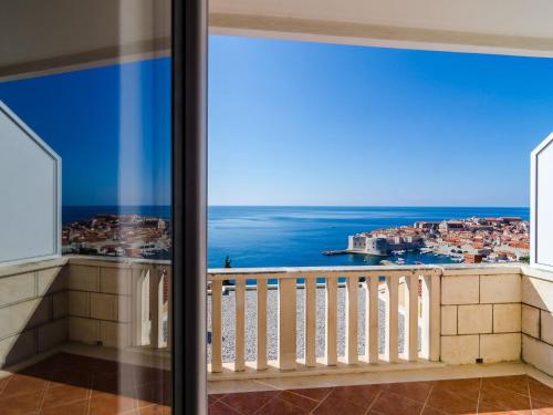 Apartments Bonavista - Premium Two Bedroom Apartment with Balcony and Sea View A2