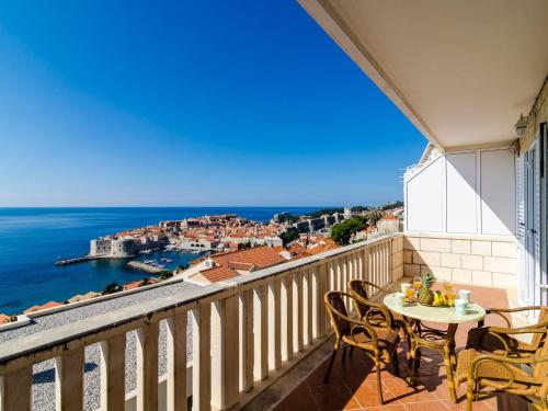 Apartments Bonavista - Premium Two Bedroom Apartment with Balcony and Sea View A2