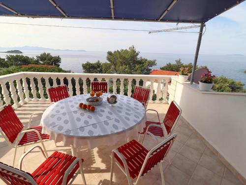 Apartments Villa Marijana - Two Bedroom Apartment with Terrace and Sea View Marijana 1