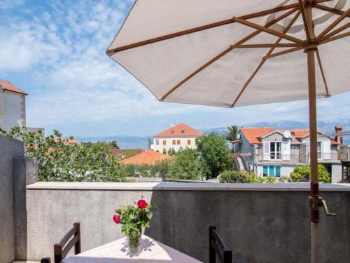 Apartment Alana - Two Bedroom Apartment with Terrace and Sea View - ST
