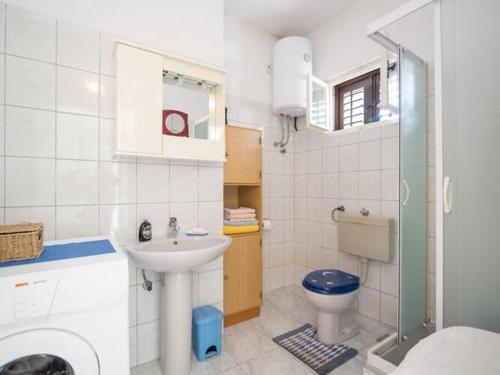 Apartment Alana - Two Bedroom Apartment with Terrace and Sea View - ST