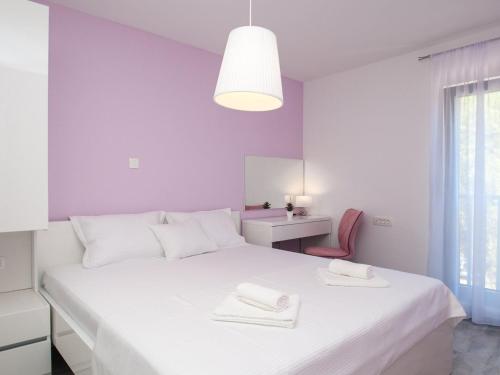 Apartments Dva Galeba - Standard One Bedroom Apartment with Sea View 203