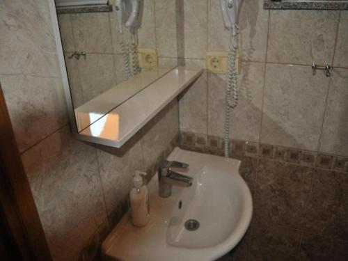 Koupelna v ubytování Studio apartment with balcony in Vinisce