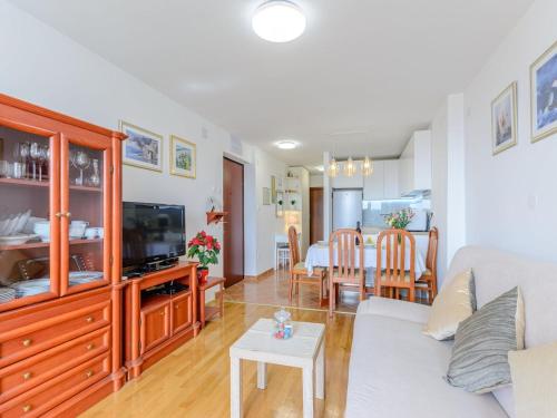 Apartment City Walk ST - Comfort One Bedroom Apartment with Balcony and City View A2