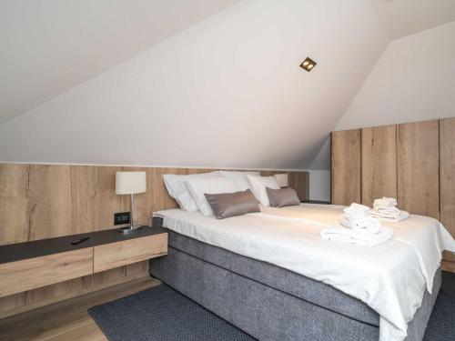 Apartments Villa Royale - One Bedroom Apartment with Sea View