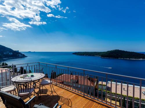 Amorino of Dubrovnik Apartment - Two Bedroom Apartment with Terrace and Sea View