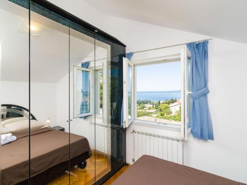 Apartment Feel Phili - Two Bedroom Apartment with Balcony and Sea View
