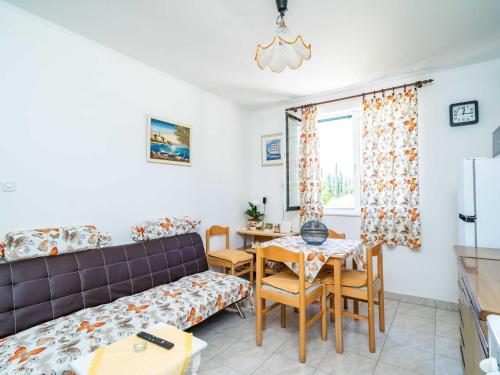 Apartment Laurel Leaf - Three Bedroom Apartment with Terrace