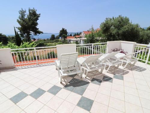 Apartments Villa Michele-Three Bedroom Apartment with Terrace Mandarin