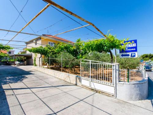 Apartments Ivana TR -Studio with Terrace A2