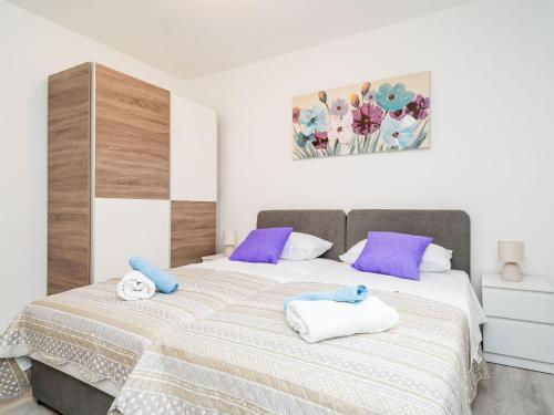 Apartment Cvjetkovi - Two Bedroom Apartment with Terrace and Sea View