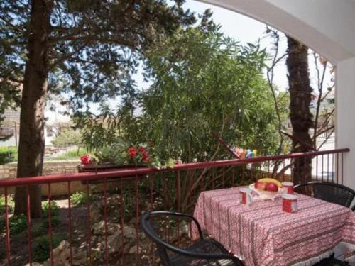 Apartments Boguvila - Two-Bedroom Standard Apartment with Terrace A6 - ST