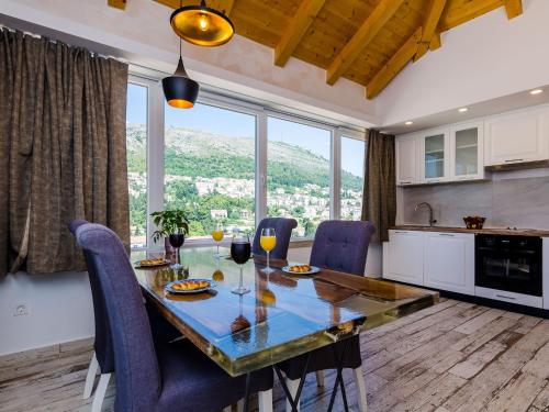 Apartments Dub - One-Bedroom Apartment with Terrace and Hot Tub