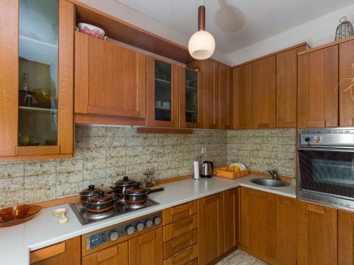 Big Terrace Apartment - Studio with Terrace and City View - First floor