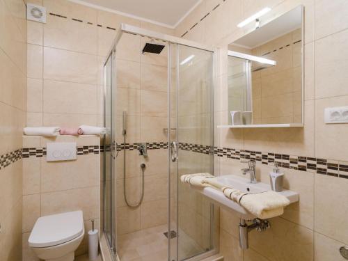 Apartments Marmo - Comfort One Bedroom Apartment with Balcony and Sea View Apartman 2